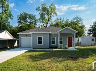 1044 W Ford St, Denison, TX 75020