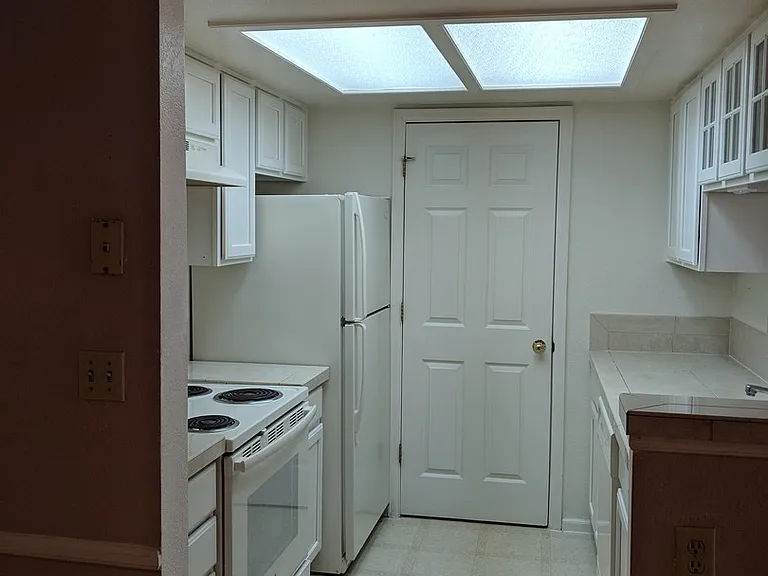 9160 E Arbor Cir #C — Photo 7