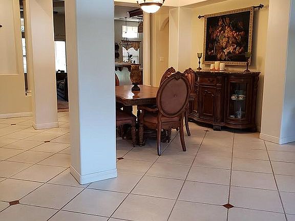 4th image of 217 Redwood Dr