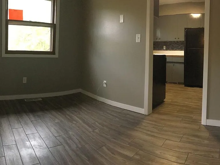 1401 America Ave NW — Photo 6