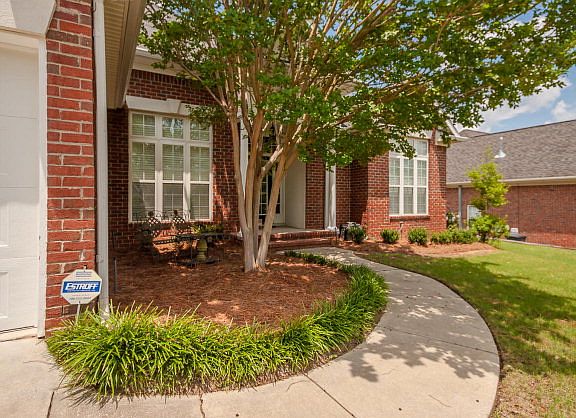 2nd image of 4253 Aerie Cir