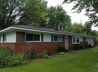 152 Nesbit Ln, Rochester Hills, MI 48309