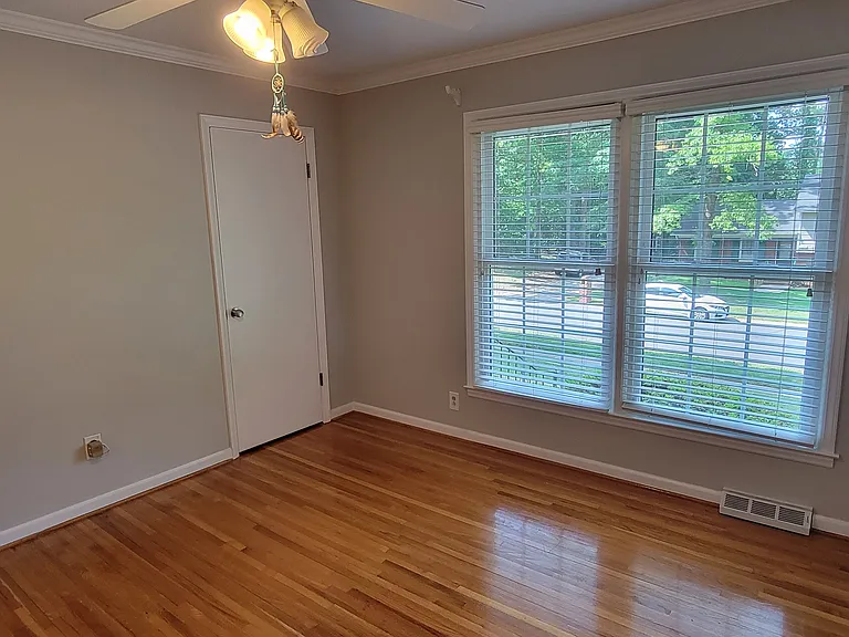 1318 Beechdale Dr — Photo 15