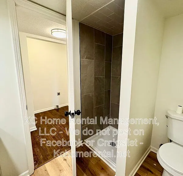 307B E Main St — Photo 13