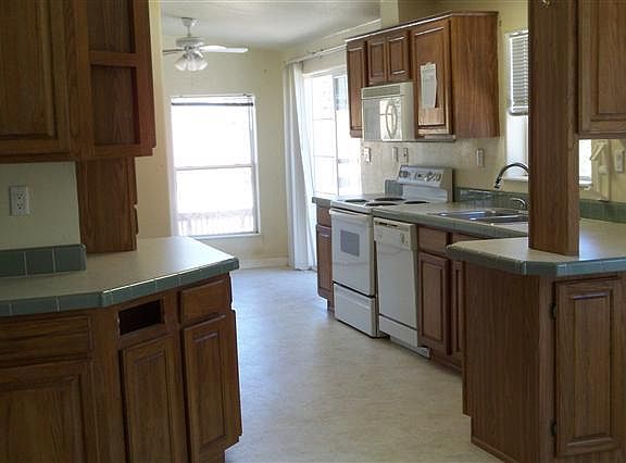 3rd image of 77 County Road 3323
