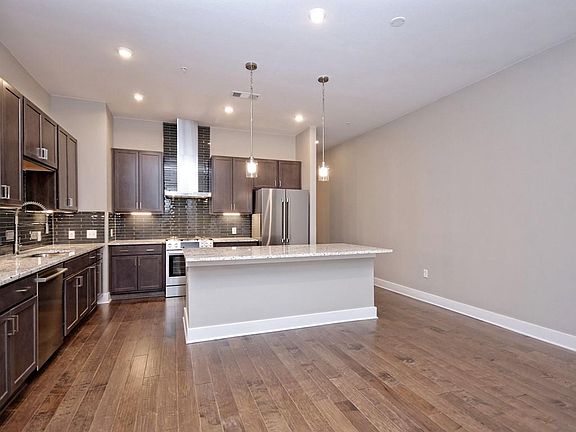 5th image of 4405 Jackson Ave #3101