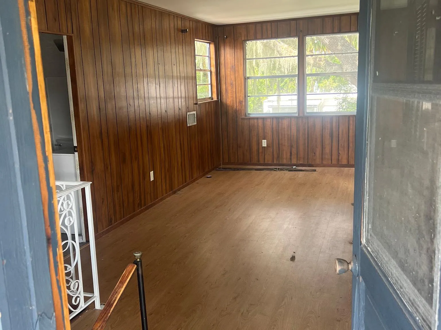 412 N Apopka Ave — Photo 3