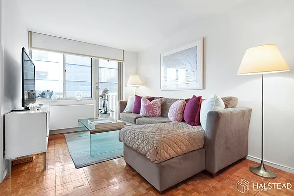 Rented by Halstead Real Estate | media 21