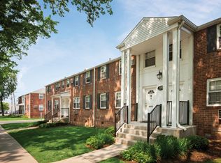 100 Arcadia Rd APT A, Hackensack, NJ 07601