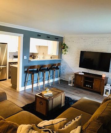 4th image of 7320 Blackstone Ave APT 11