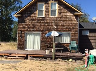 194 E Sunny Sands Rd, Cathlamet, WA 98612