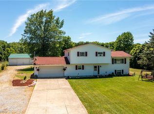 22551 Indian Hollow Rd, Wellington, OH 44090