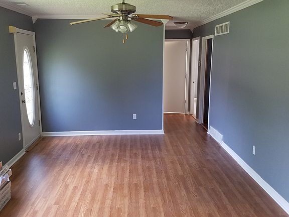 5th image of 3514 Victoria Dr