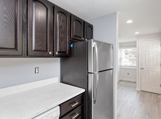 912 Montgomery St APT 102, Laurel, MD 20707