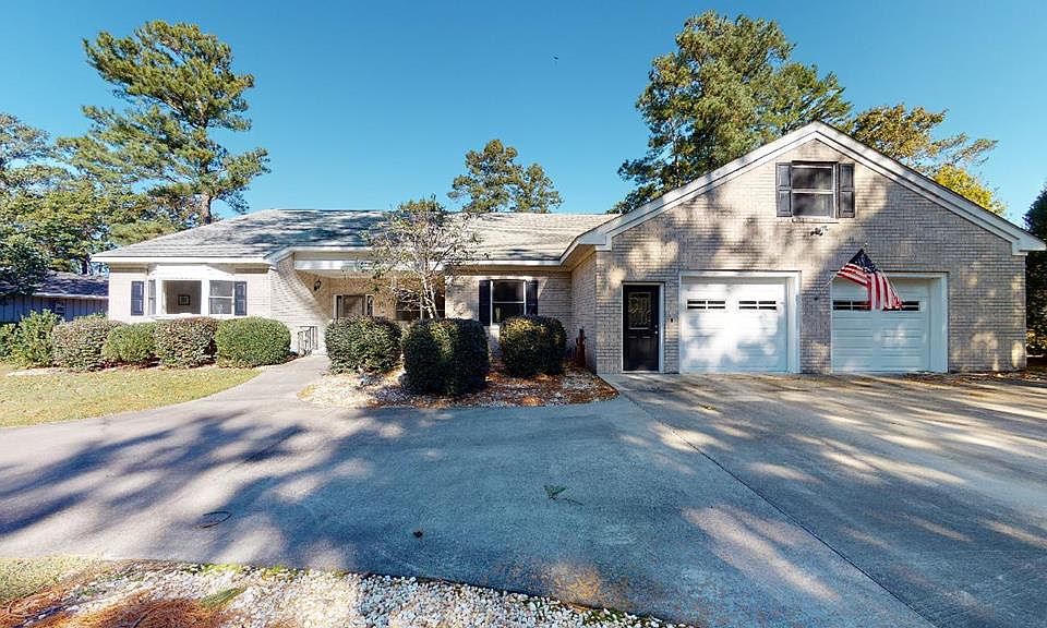 1st image of 311 Walnut Creek Dr