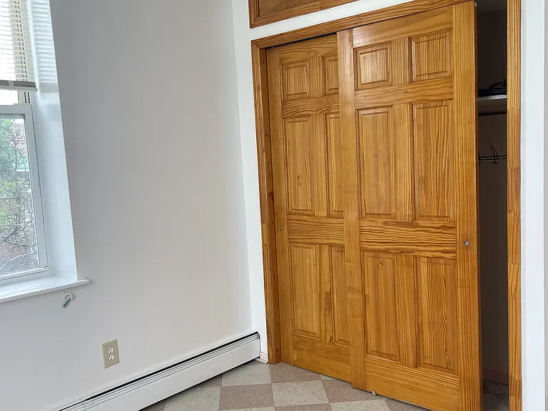 2445 Benson Ave #2 — Photo 3