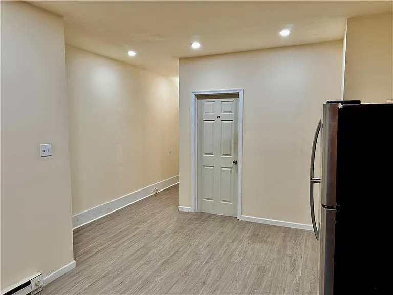 110 Graham Pl — Photo 5