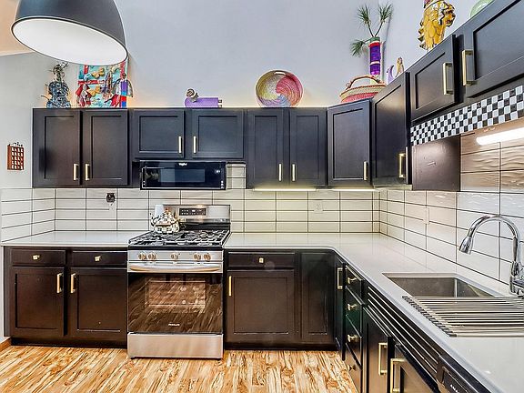 3rd image of 645 21st Ave S #3