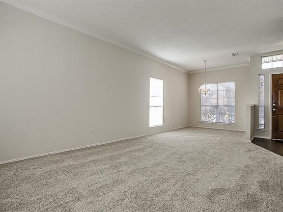 5th image of 4662 Devonshire Dr