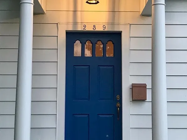 239 Forest Park Rd, Lexington, KY 40503
