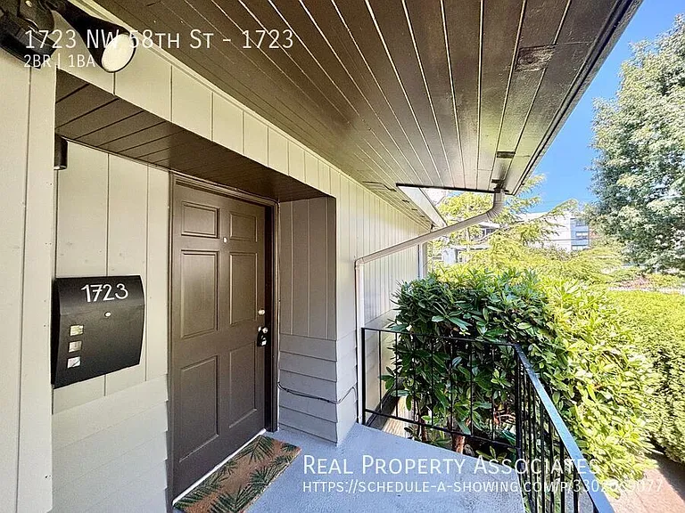1723 NW 58th St #1723 — Photo 2