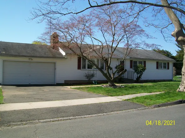 75 Post Oak Rd #Oak-1, Stratford, CT 06614