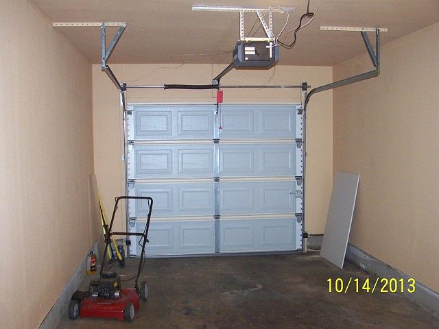 2nd image of 2512 Cecil Ave