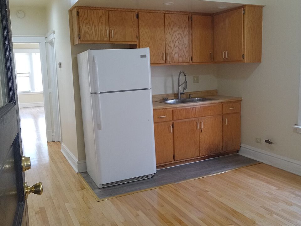 1st image of 9650 South Ave