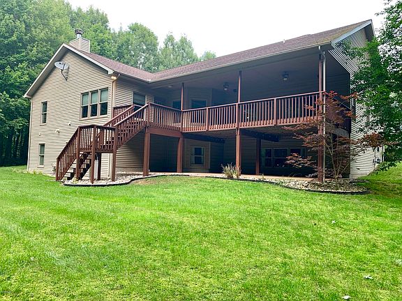 4th image of 1755 N Marilyn Ave