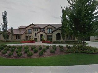 17165 Valley Dr, Omaha, NE 68130