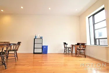 Rented by MOTION New York