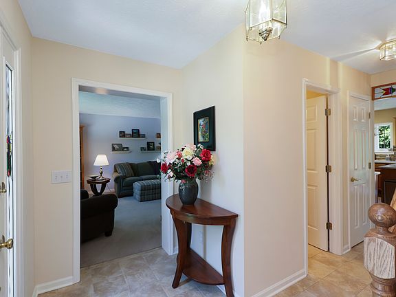 4th image of 5222 McHenry Ln