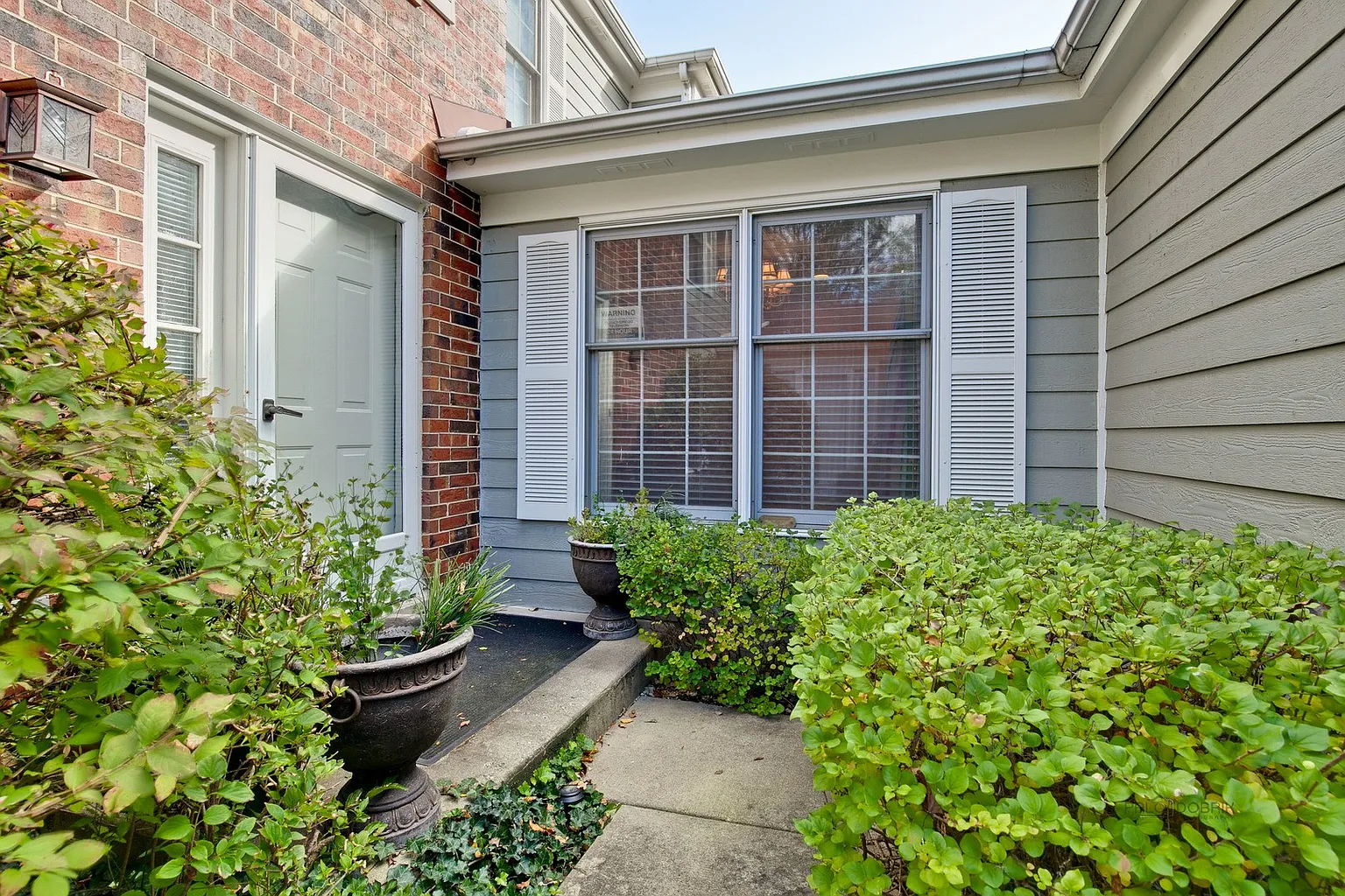 11 Sommerset Ln photo 1