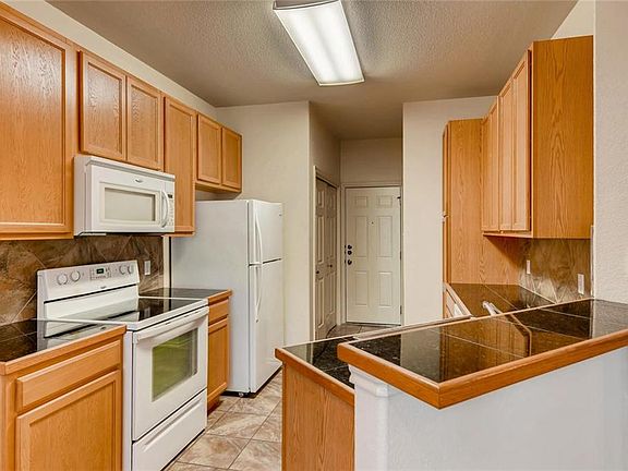 4th image of 2410 Great Oaks Dr APT 202