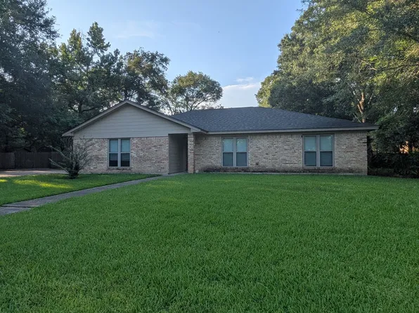 13060 Larch Ln, Beaumont, TX 77713