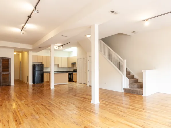 2338 N Milwaukee Ave #2F, Chicago, IL 60647