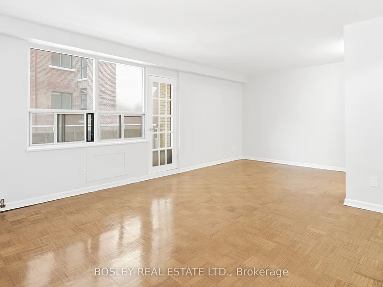 85 Lawton Blvd #304 — Photo 3