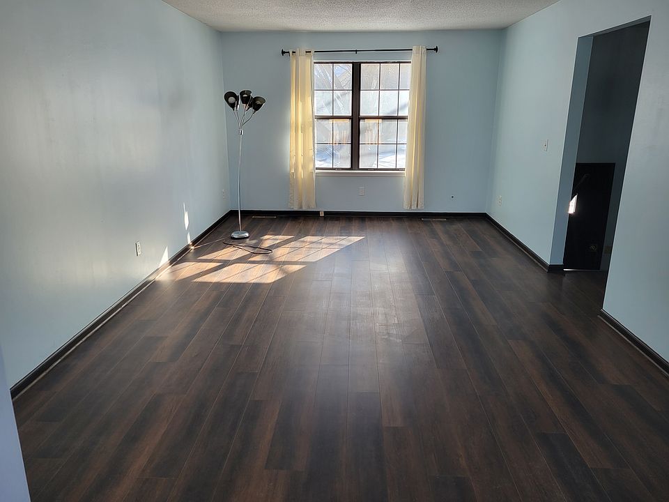 1st image of 8818 E 58th Ter