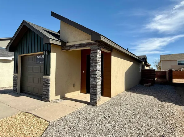 233 Kyle Rd, Alamogordo, NM 88310