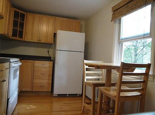 2nd image of 11 Albrecht Ln