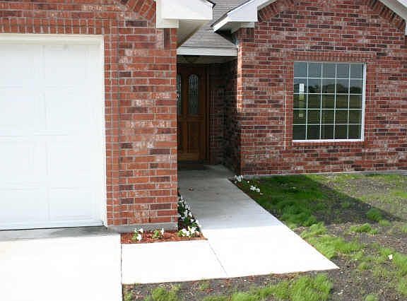 2nd image of 1077 County Road 2733