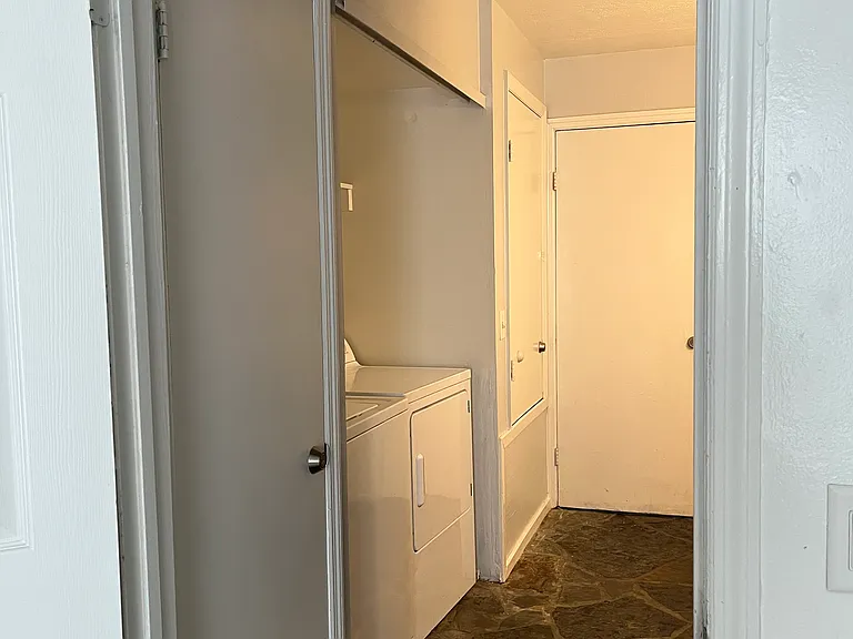 2519 Fern Palm Dr — Photo 12