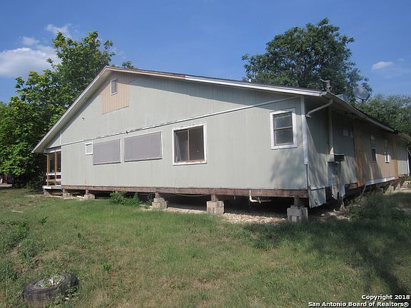3rd image of 1510 Roadside Dr