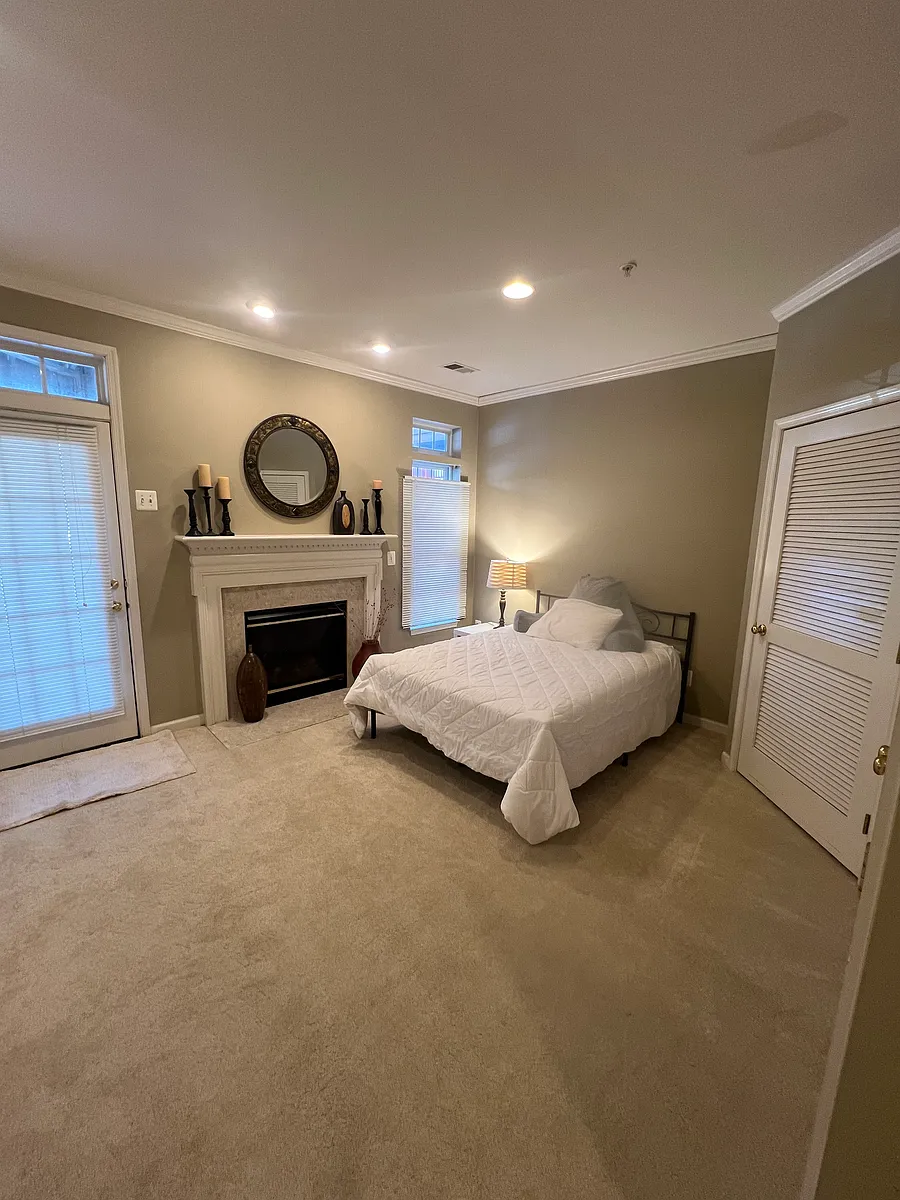Building Photo - 3565 Ellery Cir