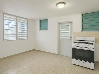 381 Jardin De Versalles #B-1, Vega Baja, PR, 00693