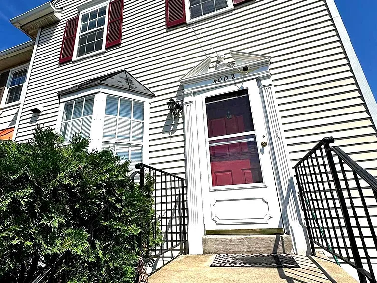 4002 Summer Hollow Ct #155A — Photo 1