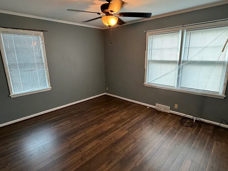 3903 Y St — Photo 12