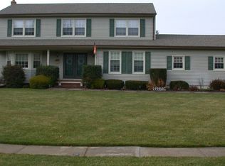 10 Brookside Rd, Succasunna, NJ 07876