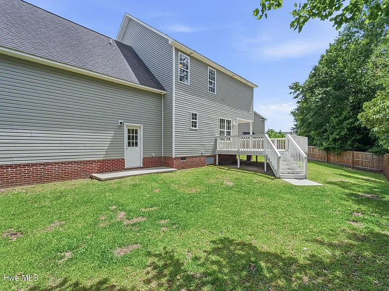 107 McKinnon Pl — Photo 24