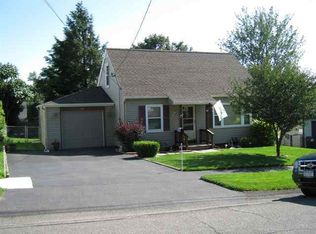 314 Sunset Ave E, Rensselaer, NY 12144